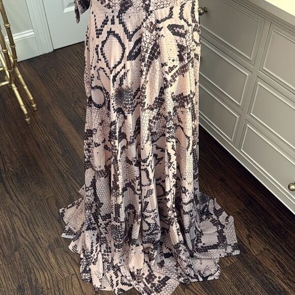 Buy Solace London Neutral Rosa Midaxi Dress size 8-i15 - Picture 10 of 11